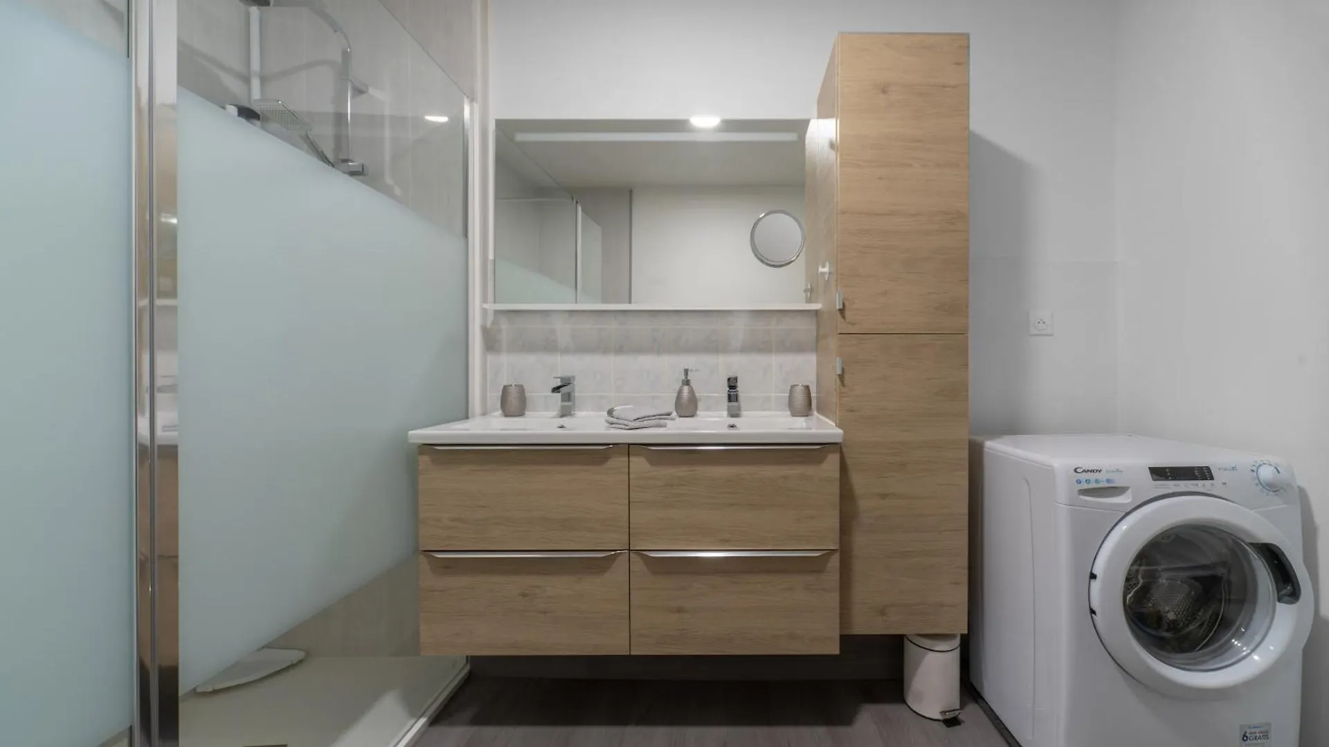Le Bardin - Grand Appartement Design, Parking Gratuit Vichy