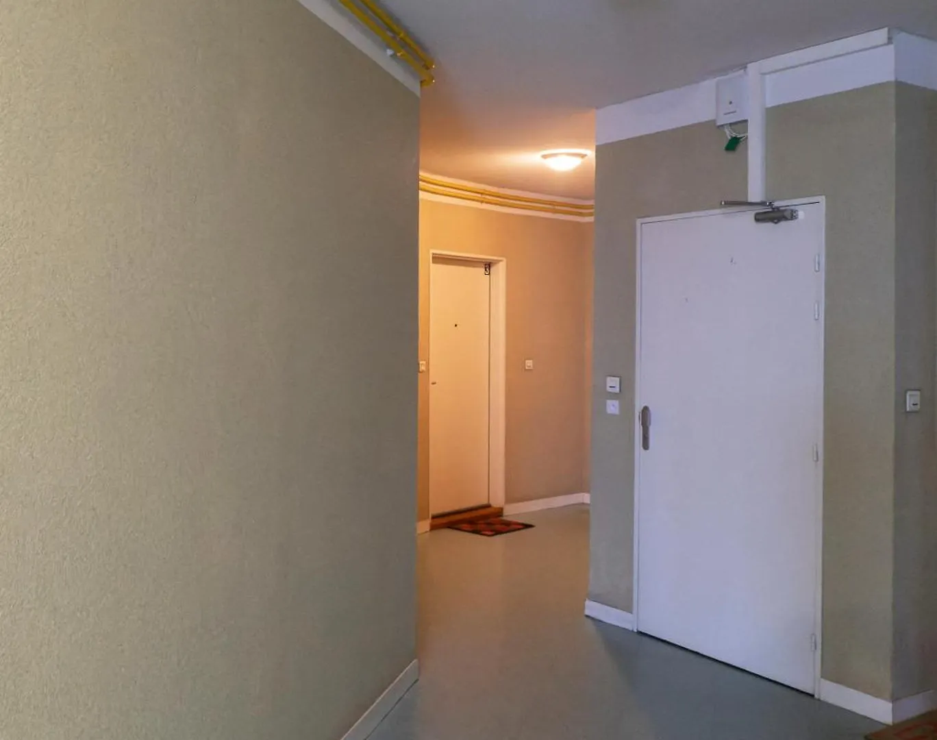 Le Bardin - Grand Appartement Design, Parking Gratuit Vichy 0*,  France