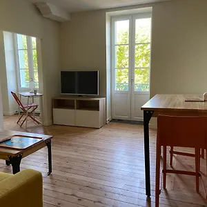 Apartment Au Coeur Des Sources - Face Aux Parcs & Thermes - Hypercentre, Vichy